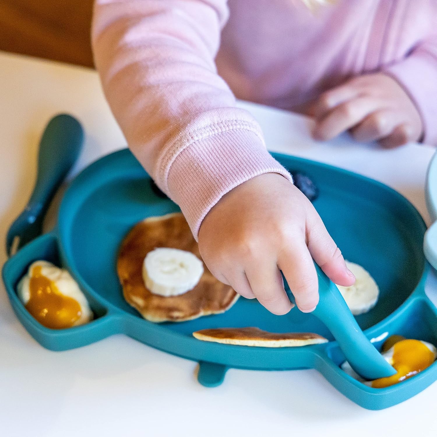 Silicone Baby Cutlery with Travel Case - Baby Spoon & Fork Set - Designed with Feeding Specialist - Baby Led Weaning Utensils - Dishwasher, Steriliser Friendly - BPA Free - 6M+, Blue