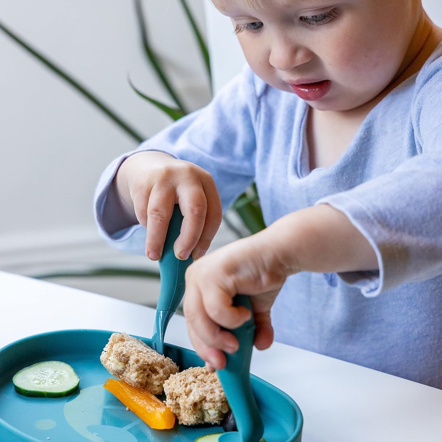 Silicone Baby Cutlery with Travel Case - Baby Spoon & Fork Set - Designed with Feeding Specialist - Baby Led Weaning Utensils - Dishwasher, Steriliser Friendly - BPA Free - 6M+, Blue